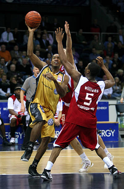 舆论压力和 舆论压力和